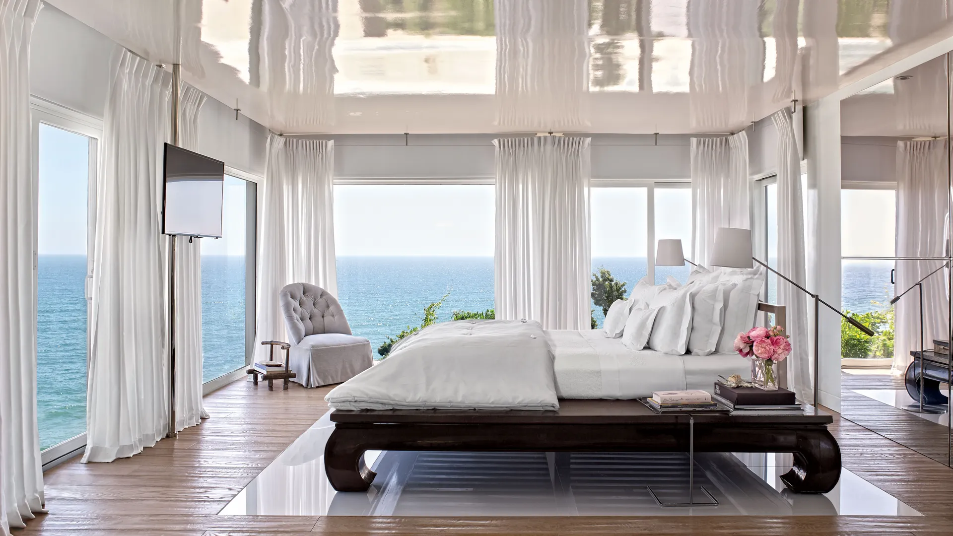 Stylish Window Treatment Ideas for Better Interiors