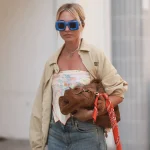 Chic Scarf Styling Tips for Seasonal Outfits