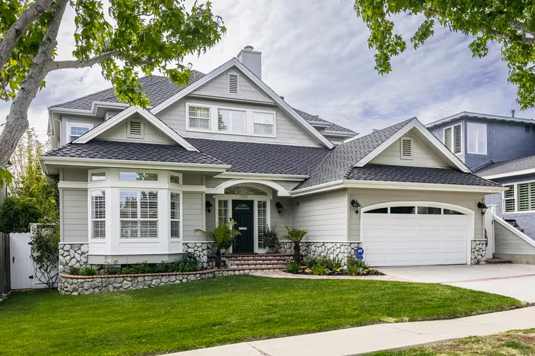 Stylish Home Exterior Ideas for Strong Curb Appeal